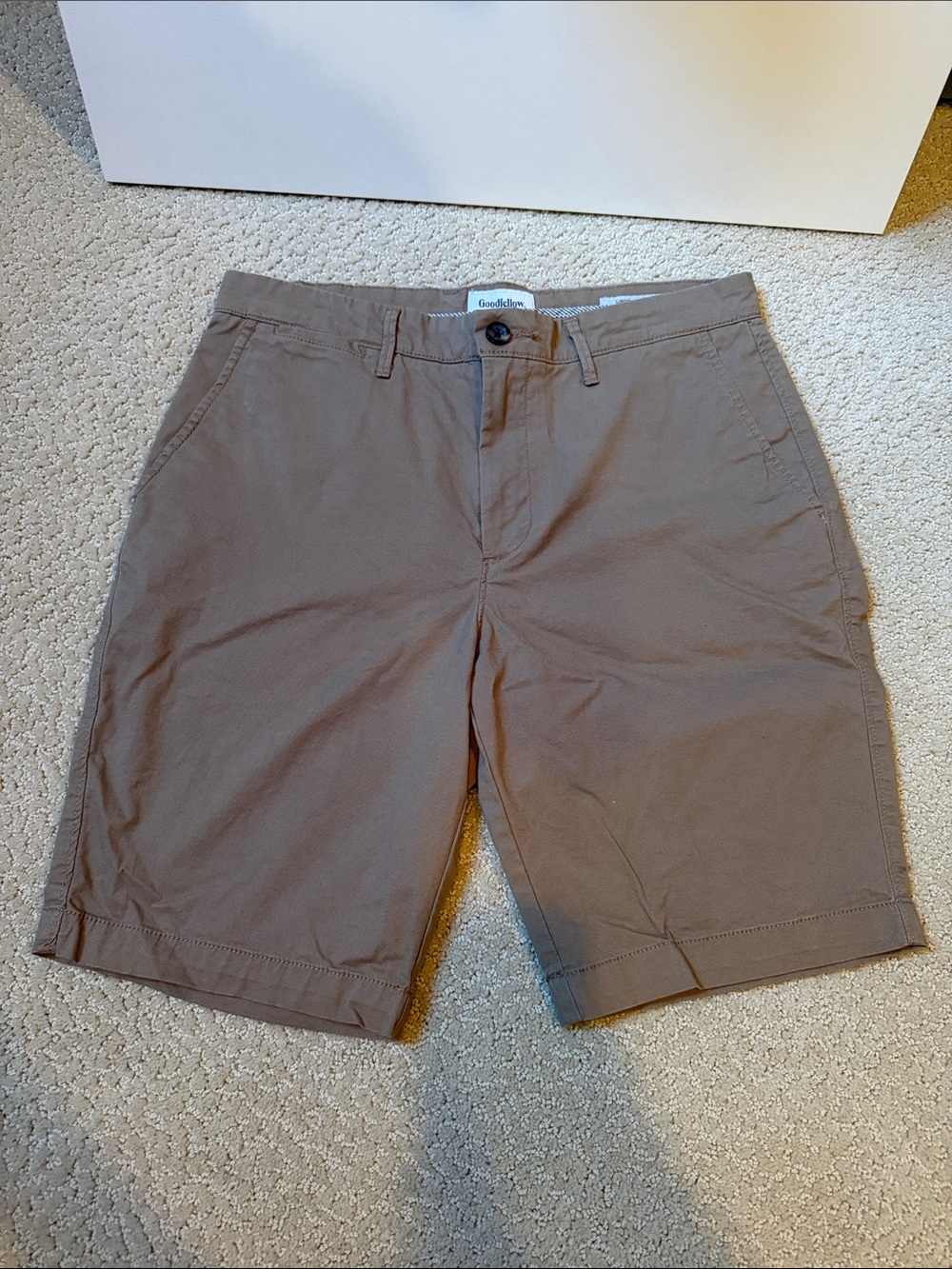 Goodfellow & Co Taupe Flat Front Men's Shorts, 30 Waist, 10” inseam